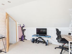 Photo 4- click for photo gallery